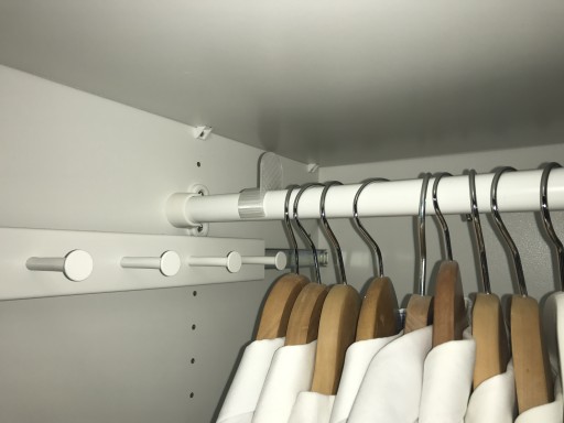 Anteprima di Ferma gruccia ad artiglio Ikea KomplementPax (72)